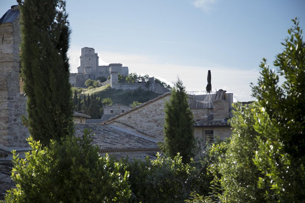 Nun Assisi Relais & Spa Museum Esterno foto