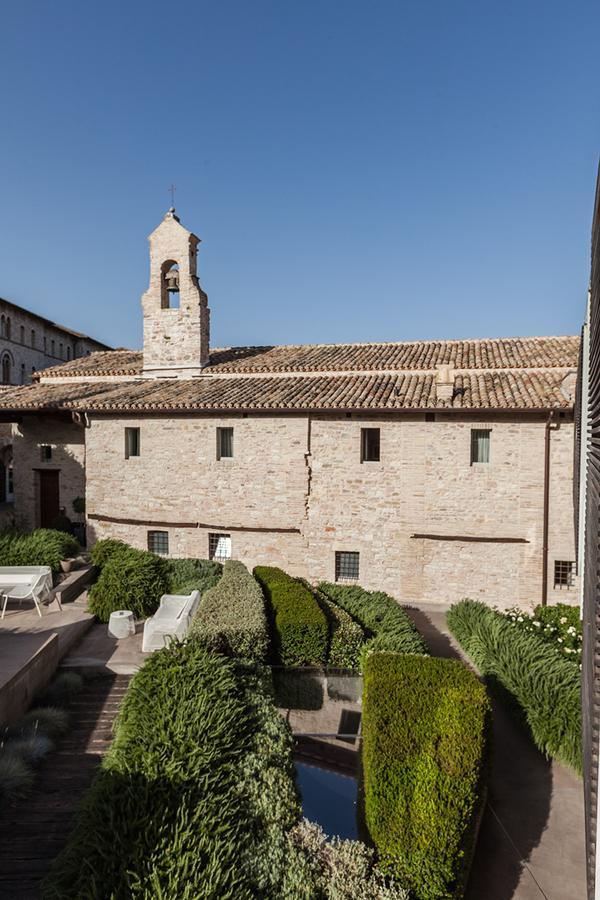 Nun Assisi Relais & Spa Museum Esterno foto