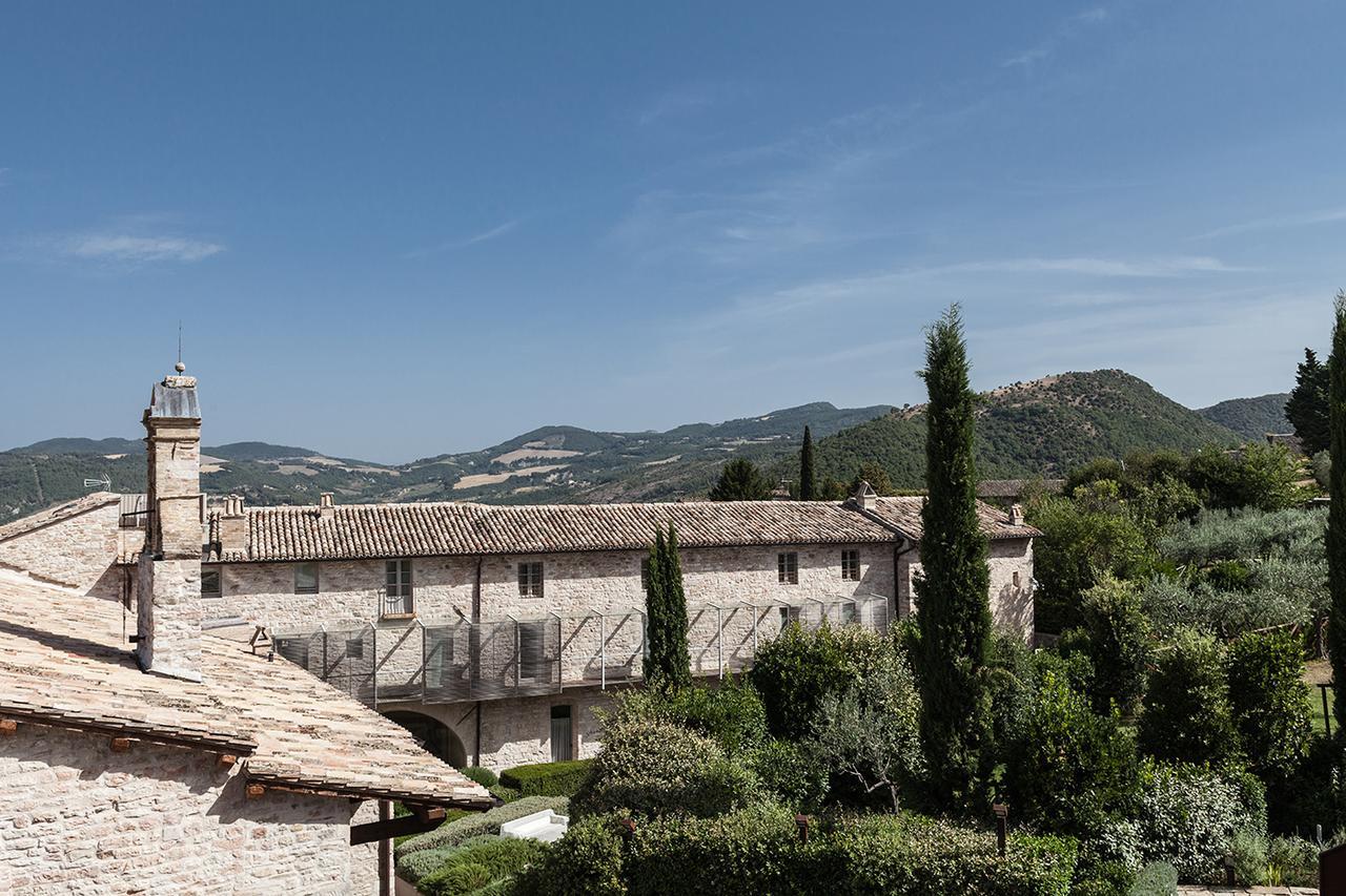 Nun Assisi Relais & Spa Museum Esterno foto