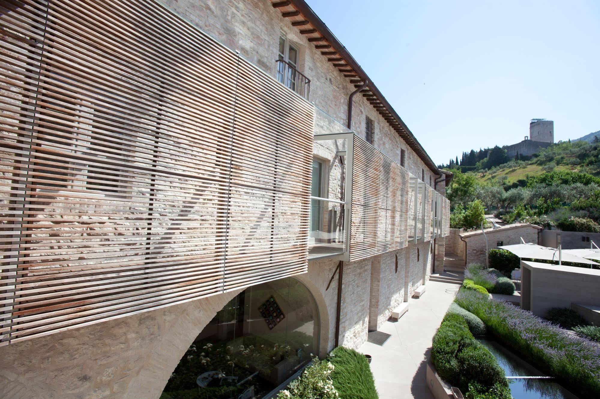 Nun Assisi Relais & Spa Museum Esterno foto
